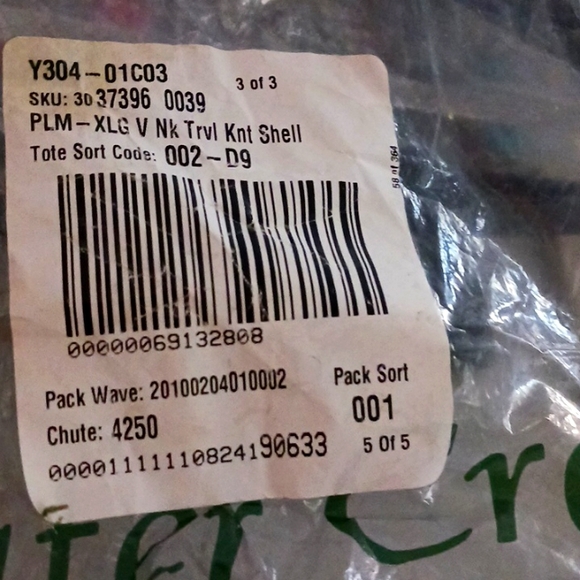 V-Neck Knit Shell - Picture 5 of 5